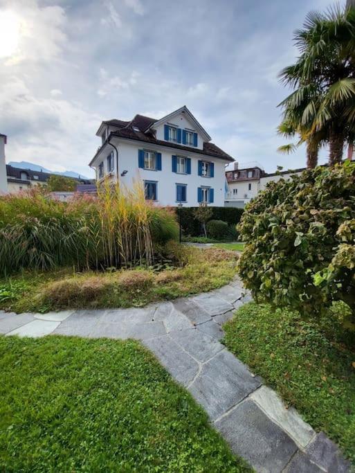 Appartement Schoene Ruhige Mit Sicht Auf Den Innenpark