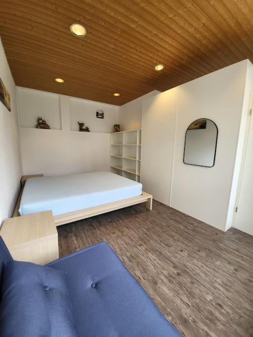 Schoene Ruhige Mit Sicht Auf Den Innenpark Appartement *